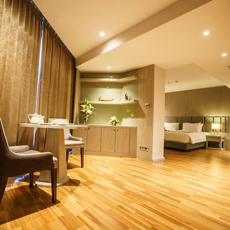 New Season Square Hotel Хат'яй Екстер'єр фото