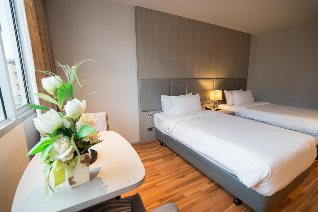 New Season Square Hotel Хат'яй Екстер'єр фото