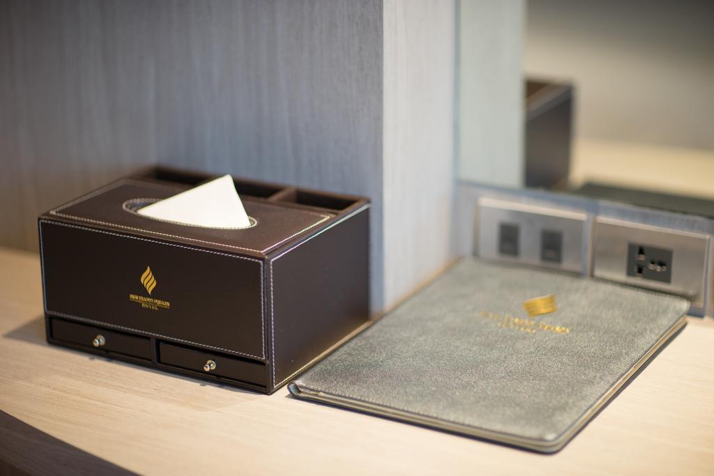 New Season Square Hotel Хат'яй Екстер'єр фото