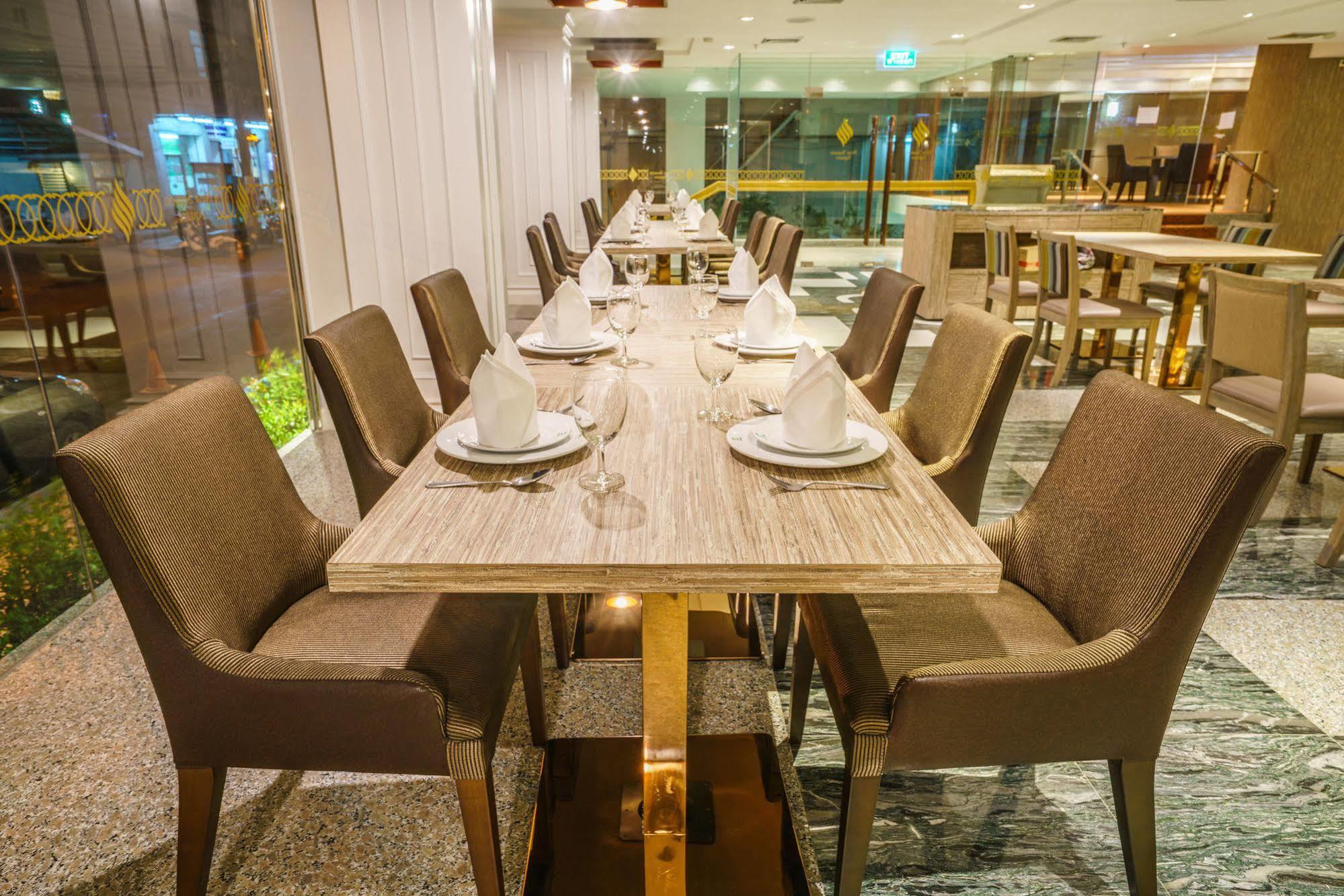 New Season Square Hotel Хат'яй Екстер'єр фото