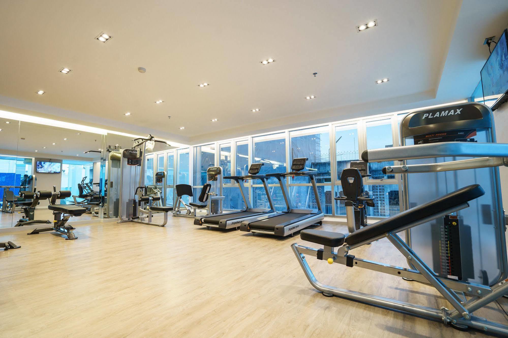New Season Square Hotel Хат'яй Екстер'єр фото