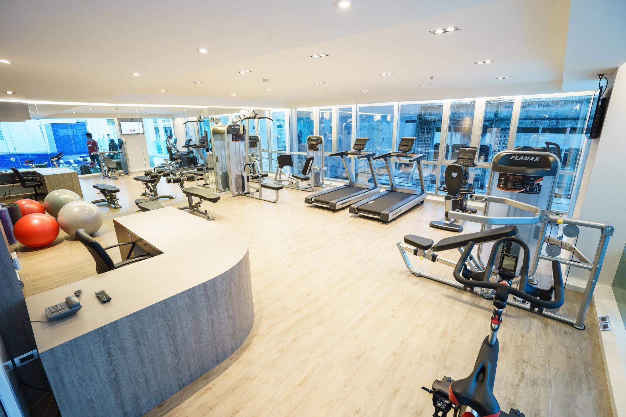 New Season Square Hotel Хат'яй Екстер'єр фото